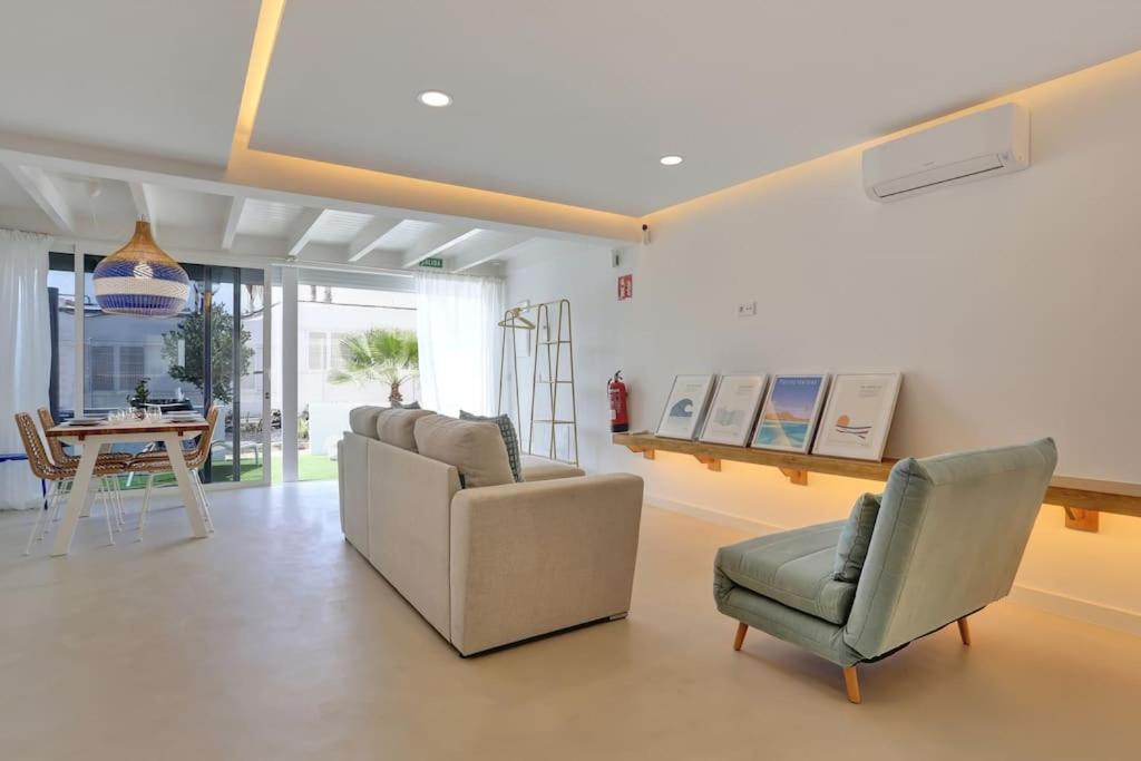 New - Amazing Apartment By The Beach Κοραλέχο Εξωτερικό φωτογραφία